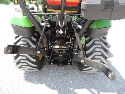2016 JOHN DEERE 1025R